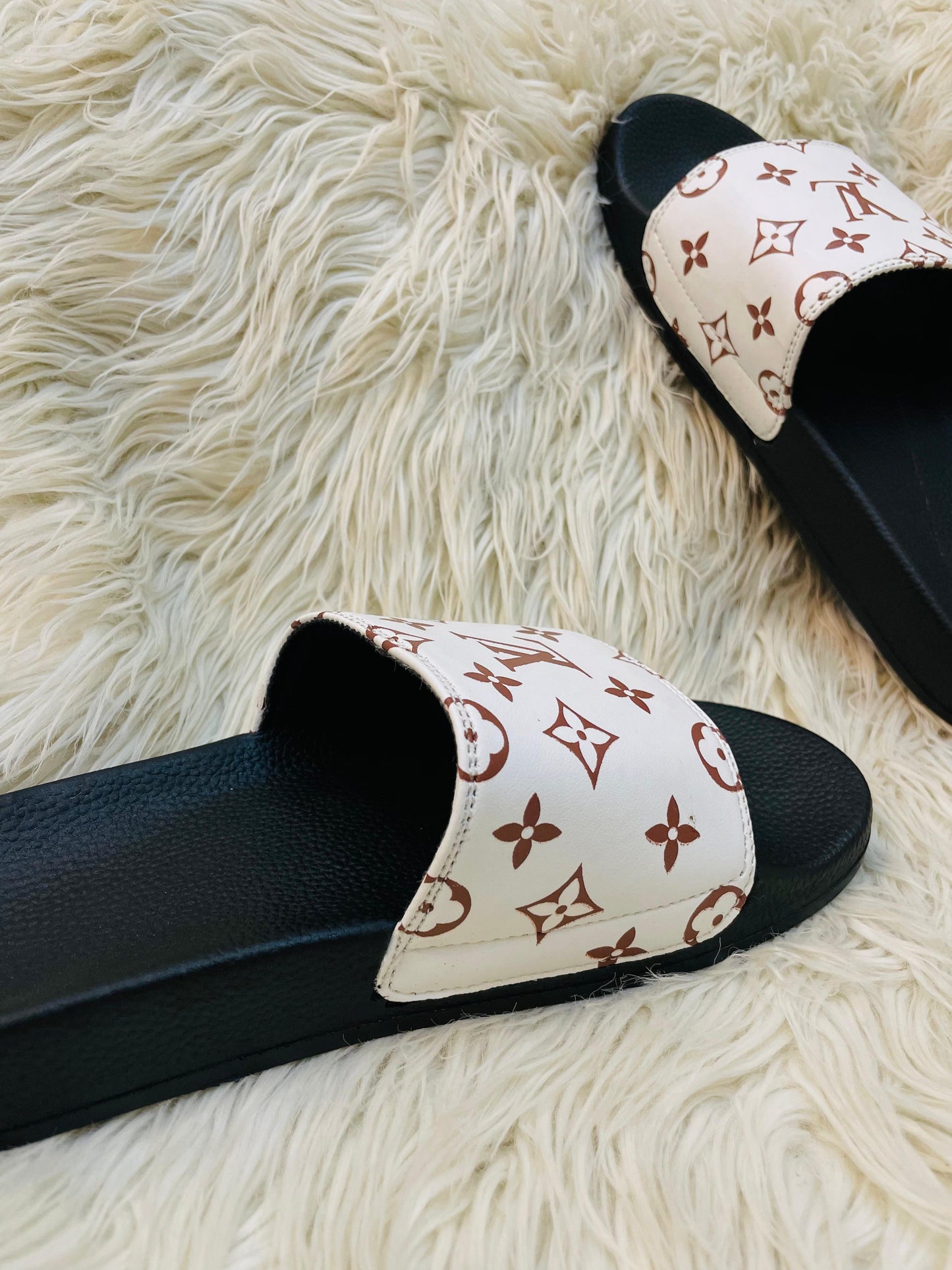 White King Slide (Medicated Foaming)