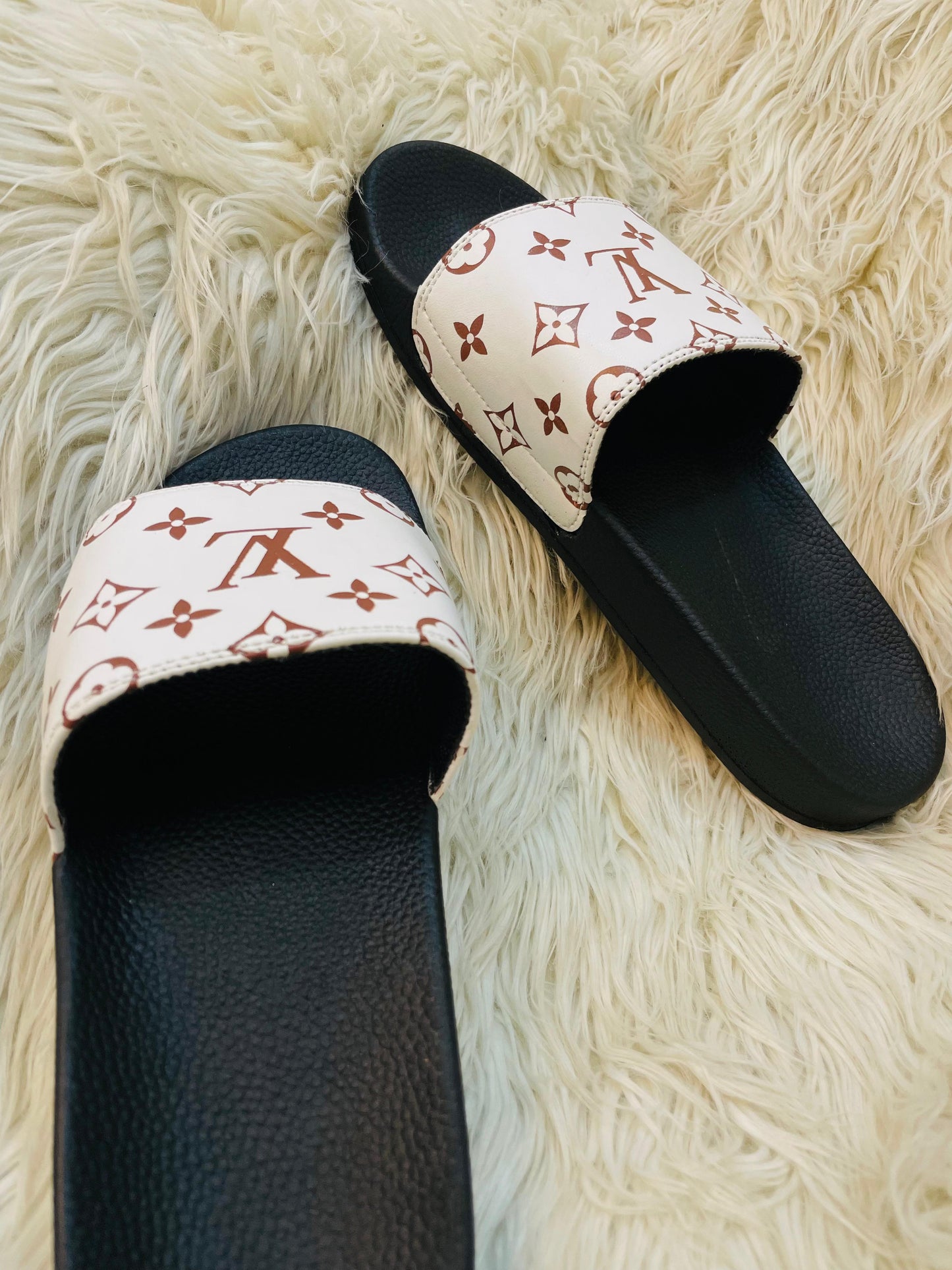 White King Slide (Medicated Foaming)